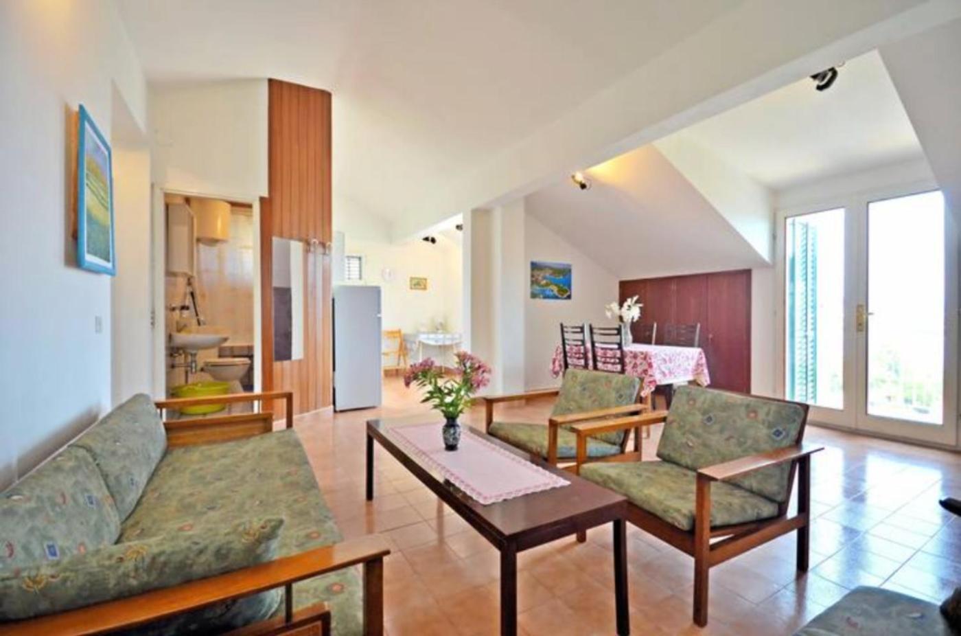 Apartment Bozikovic - Jelsa - Vitarnja Экстерьер фото