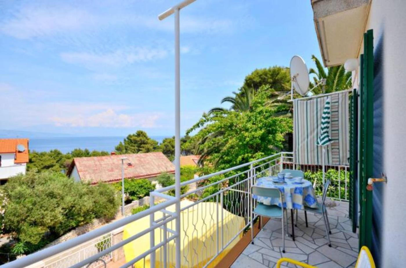 Apartment Bozikovic - Jelsa - Vitarnja Экстерьер фото