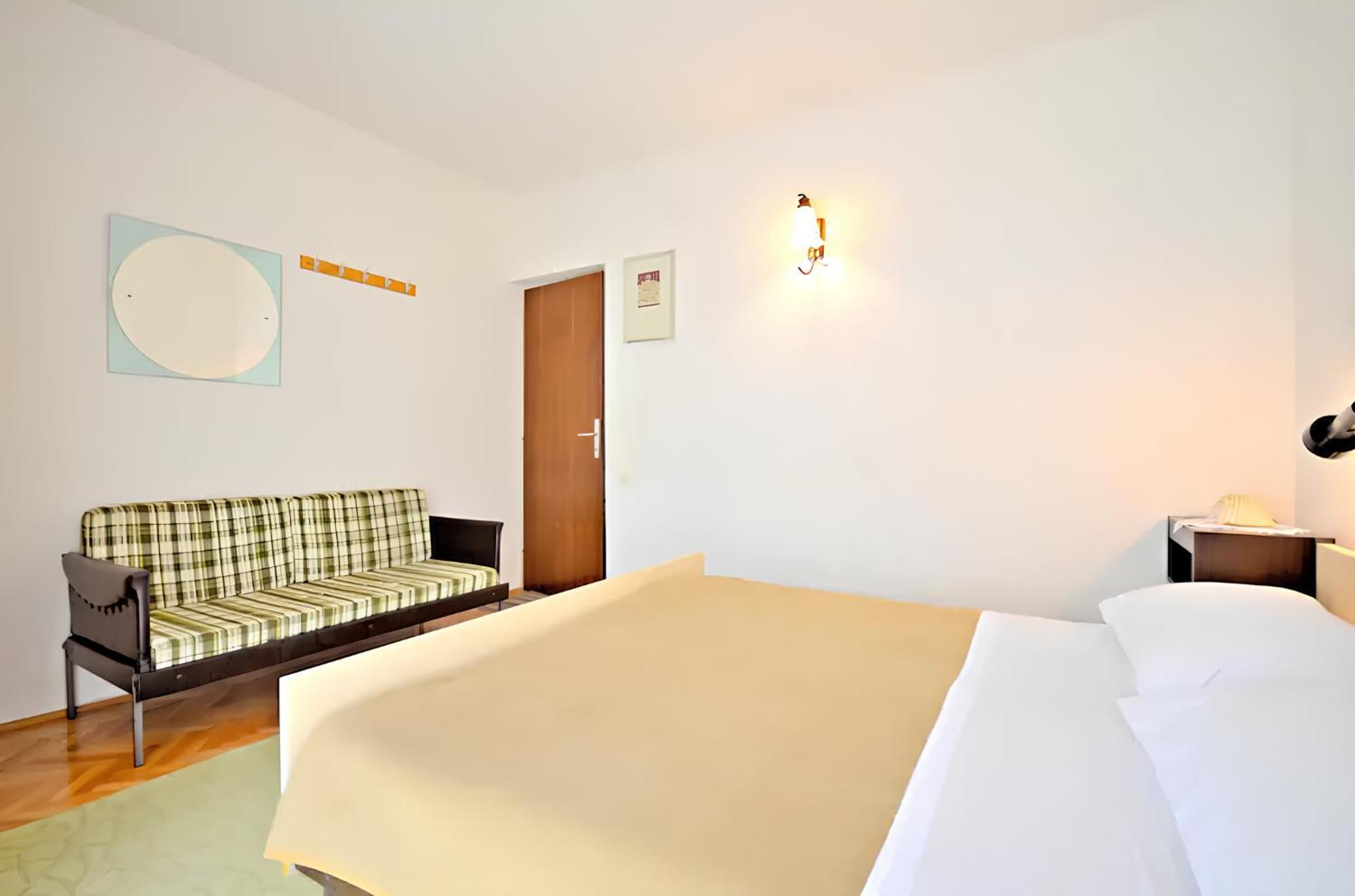 Apartment Bozikovic - Jelsa - Vitarnja Экстерьер фото